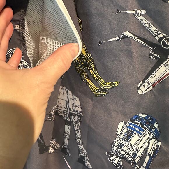 Star Wars Size 2XL Swimming Trunks Pockets Summer Vacation Cruise Retro - Picture 4 of 9